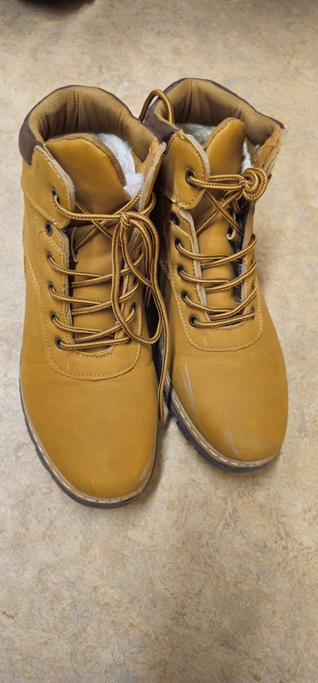 Scarpe da uomo: Braune Herren Boots – Nuovo (secondo la descrizione) da Zürich venduto da hoz_9qwv