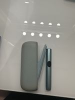 IQOS Iluma  Tabakerhitzer hellblau gebrauchter Zustand