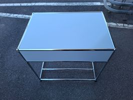 USM Haller Pult