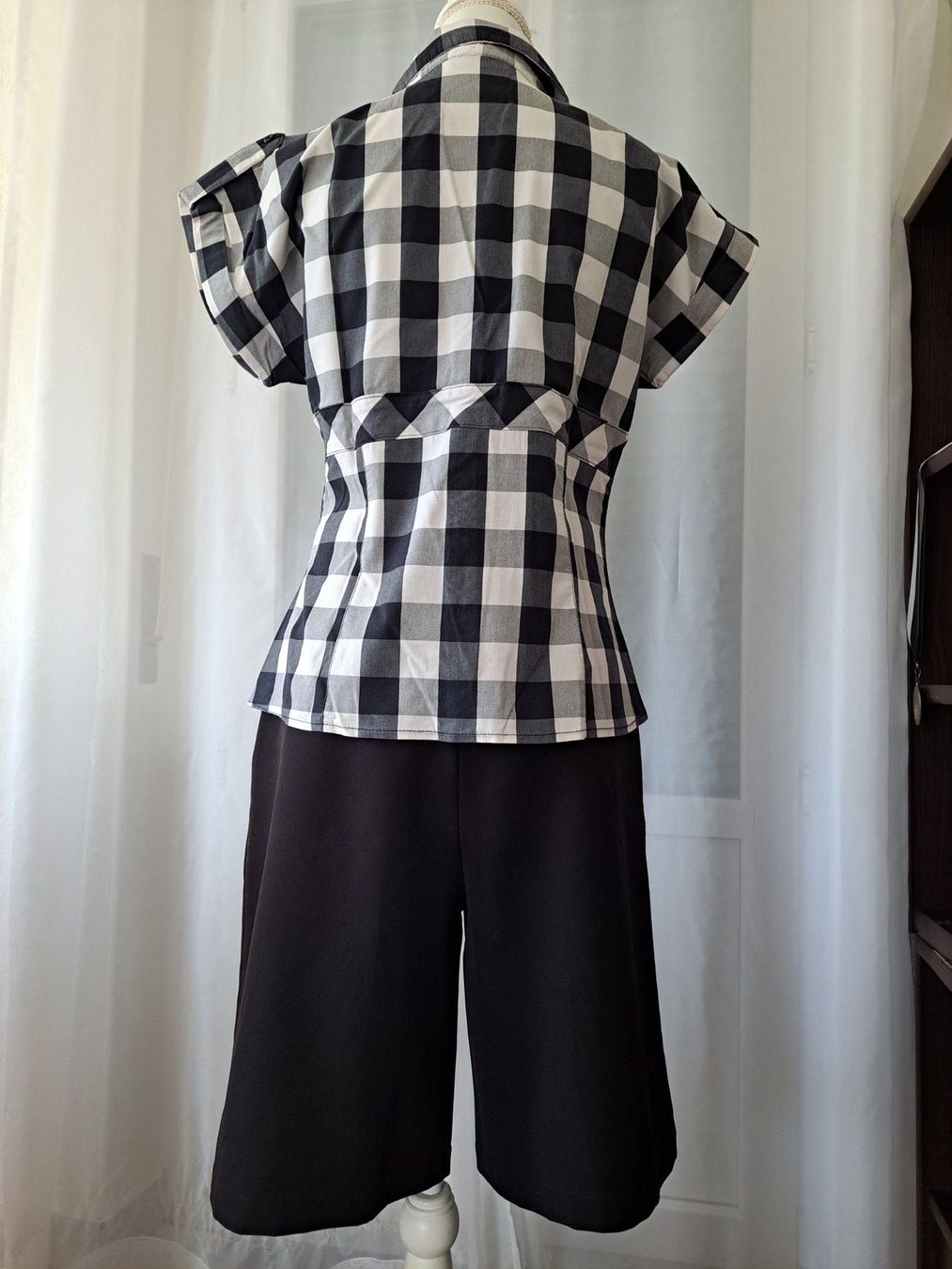 Lotti di vestiti: Ensemble short de ville et blouse taille M – Usato da Courrendlin venduto da Aheinza 1