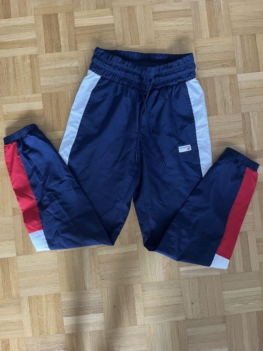 New Balance Pantaloni: new balance trainerhosen – Usato da Bern venduto da fae_69vh