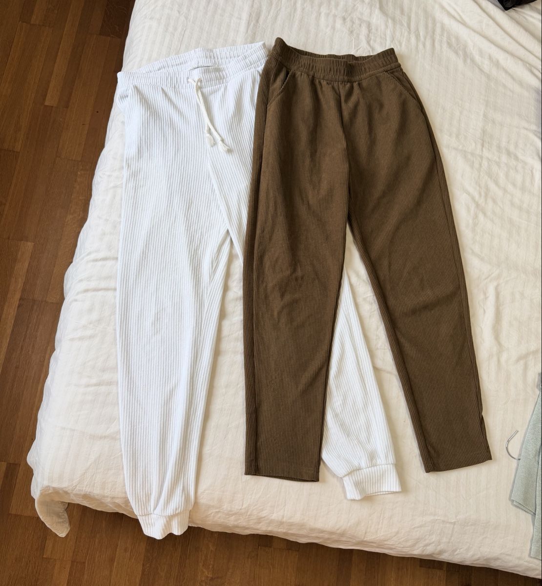 Hosen: Set Sporthosen Gr. S Wie neu – Neu (gemäss Beschreibung) aus Bonstetten von AngelaF23 1
