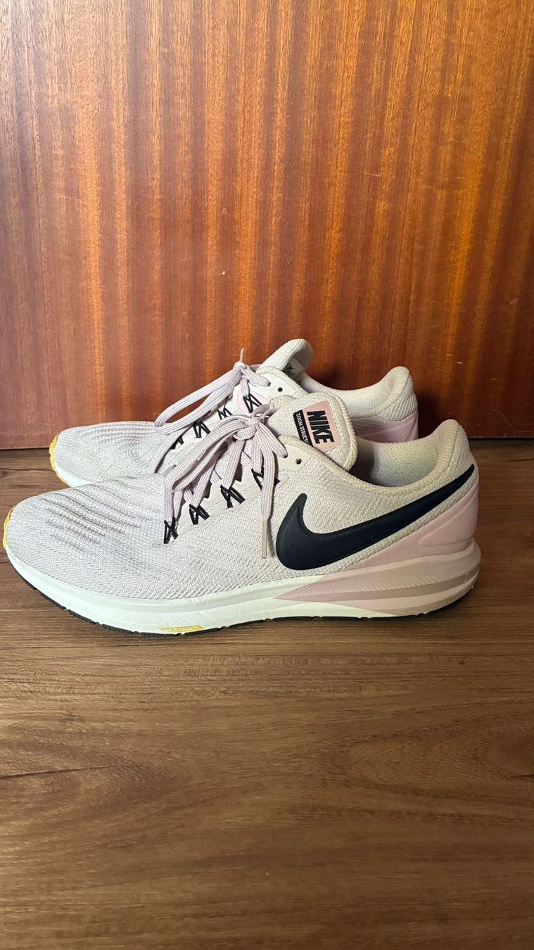 Nike Scarpe da uomo: Baskets Nike Zoom Structure 22 rose taille 40 – Nuovo (secondo la descrizione) da Basse-Nendaz venduto da vou_dh7f