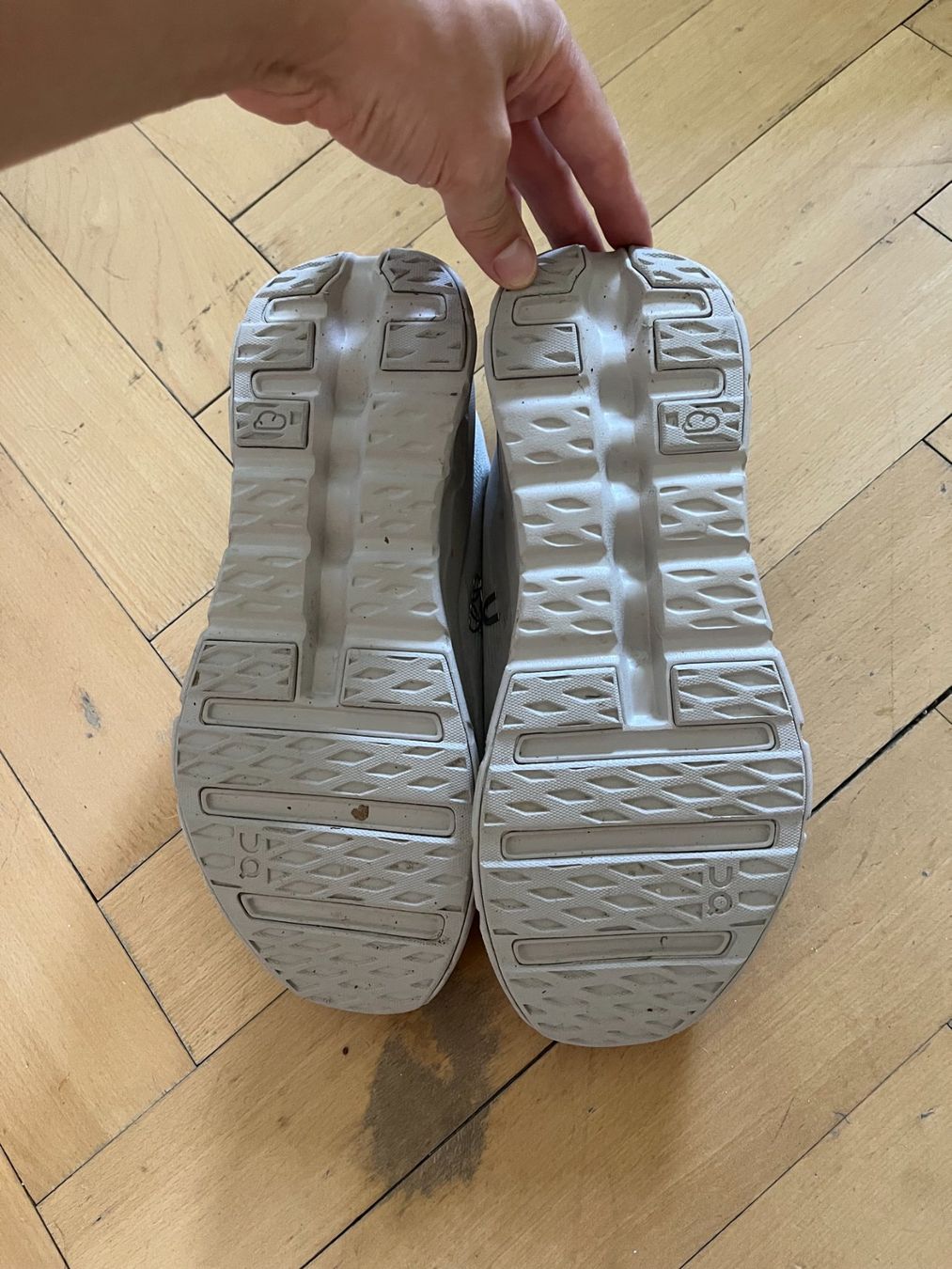 On Scarpe da uomo: On running x Loewe shoes Cloud tilt – Usato da Zürich venduto da rap_mt6y 3