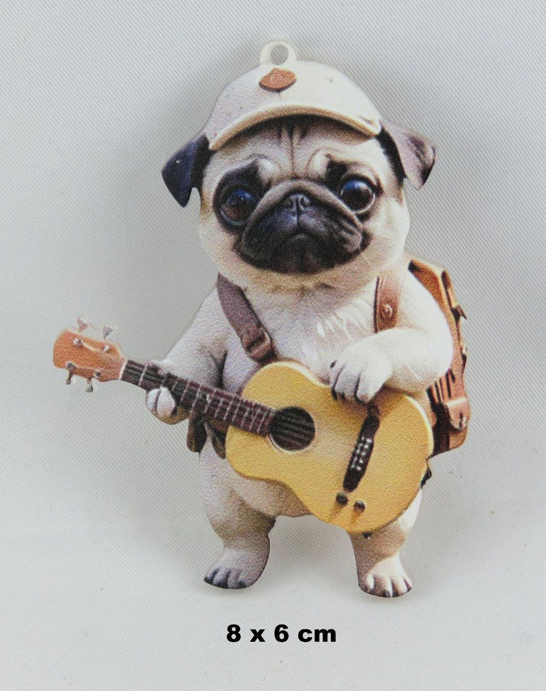 Calamite: MOPS mit GITARRE - Magnet - Neu - 8x6cm – Nuovo e nell'imballaggio originale da Grenchen venduto da Yamahwildstar16