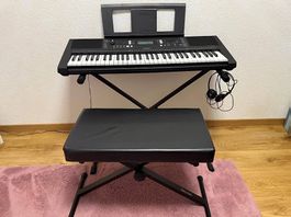 Yamaha PSR-E373 Keyboard Set (neuwertig)