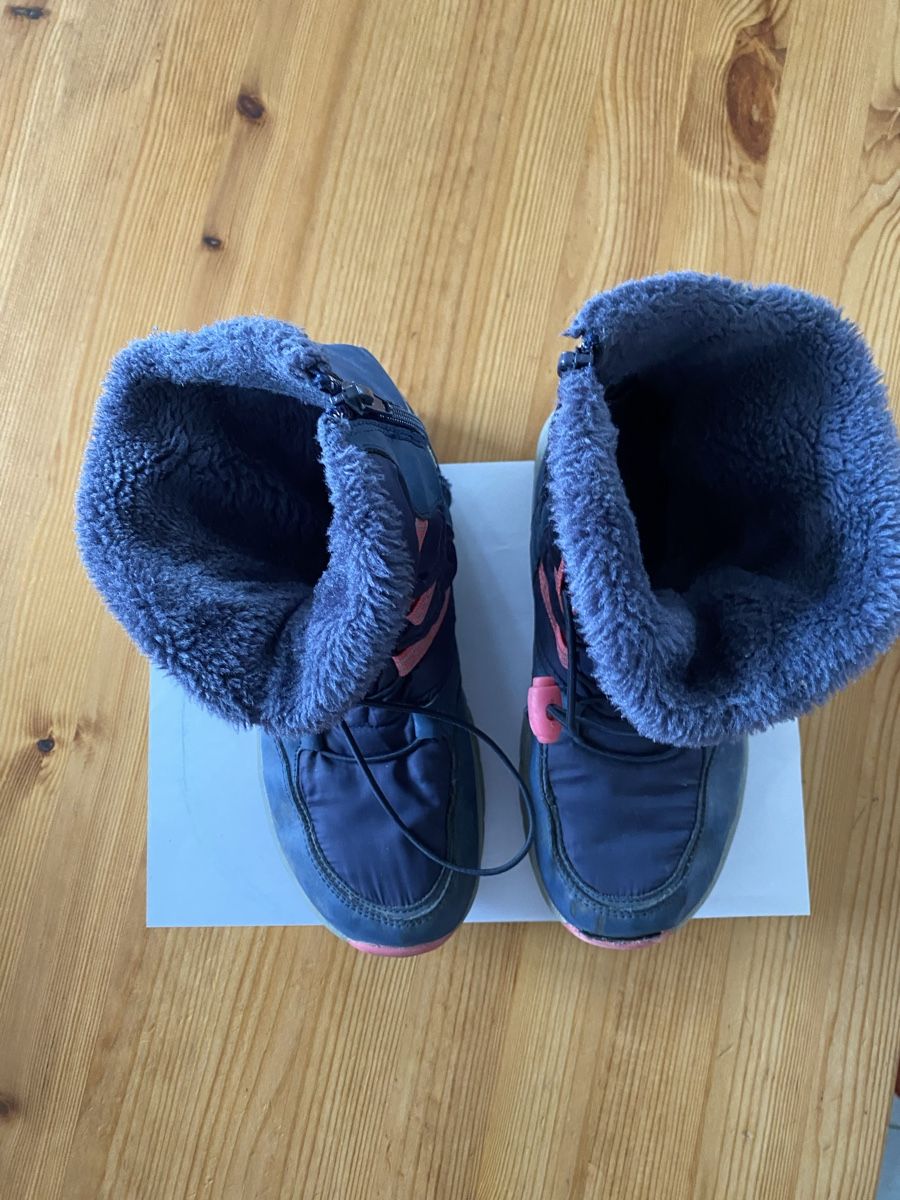 Chaussures filles: Kuschlige Winterboots, Gr.35 – D'occasion à Schöfflisdorf par ast_jfj7 1