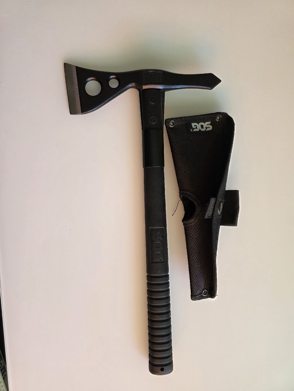 Alle Werkzeuge: SOG Tomahawk mit Scheide neuwertig – Gebraucht aus Alberswil von mario889 1