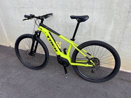 Trek Powerfly 5 29  Bosch CX  Service récent
