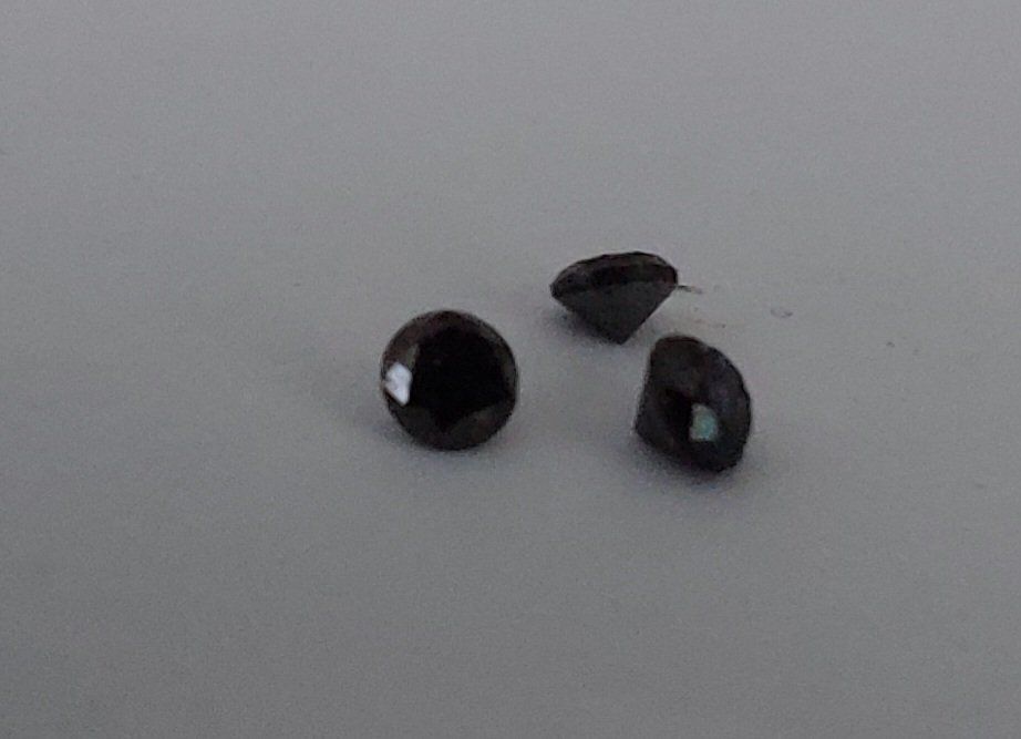 Pietre preziose: 3 schwarze Brillanten 2.0mm Durchmesser – Nuovo (secondo la descrizione) da Klingnau venduto da Tamina5 3