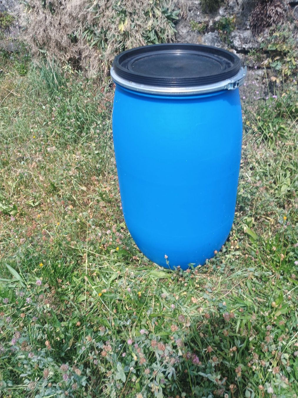 Accessoires: Tonneau 60 l – D'occasion à Crésuz par fredmeier