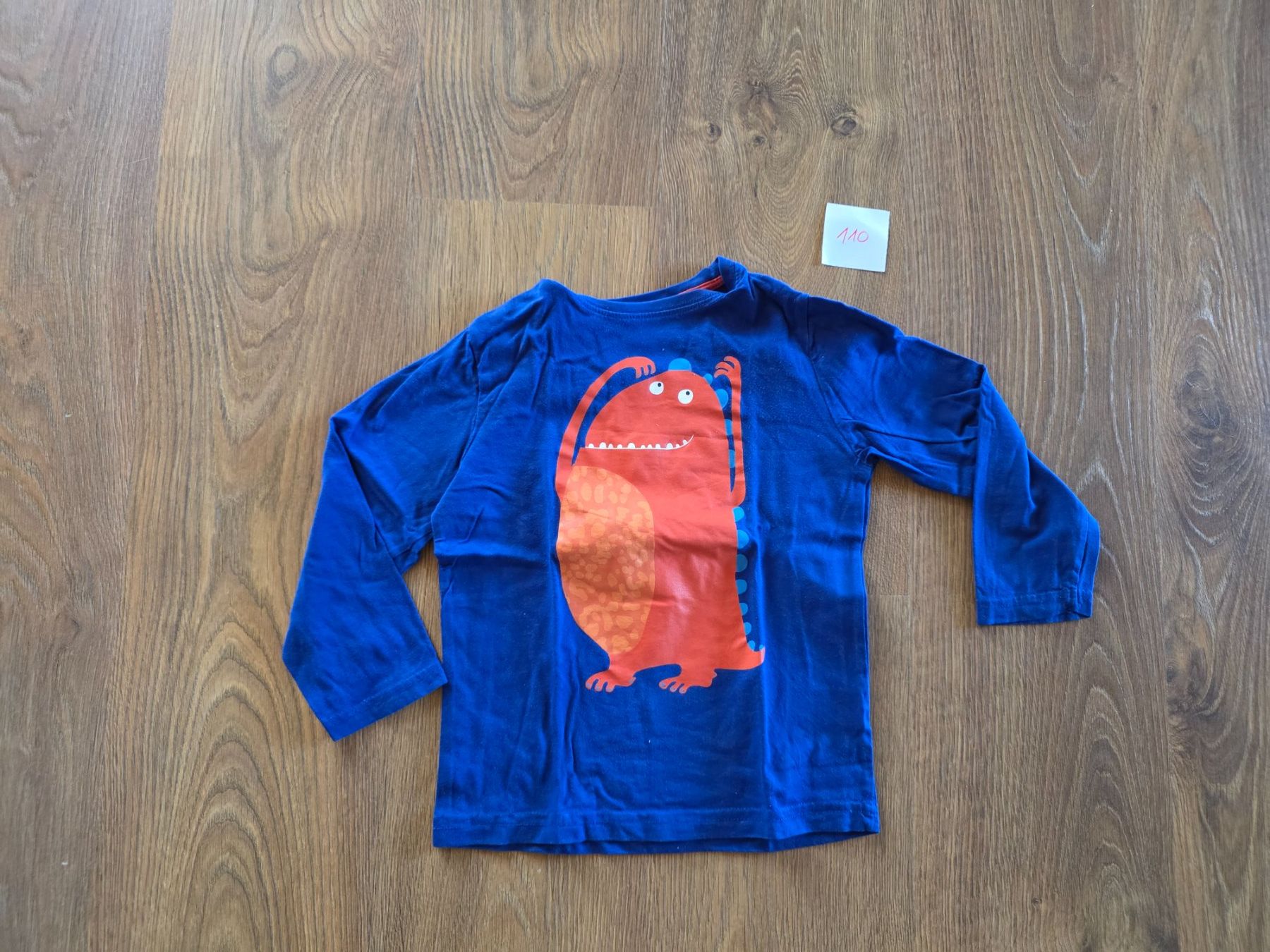 Chemises, T-shirts & Polos: Langarmshirt, Longsleeve Dino Gr. 110 – D'occasion à Nebikon par Japostyle