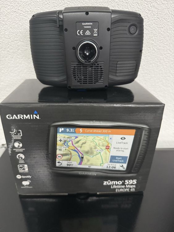 GARMIN Zumo 595 LM, EU Motorrad Navigation - TOP 4