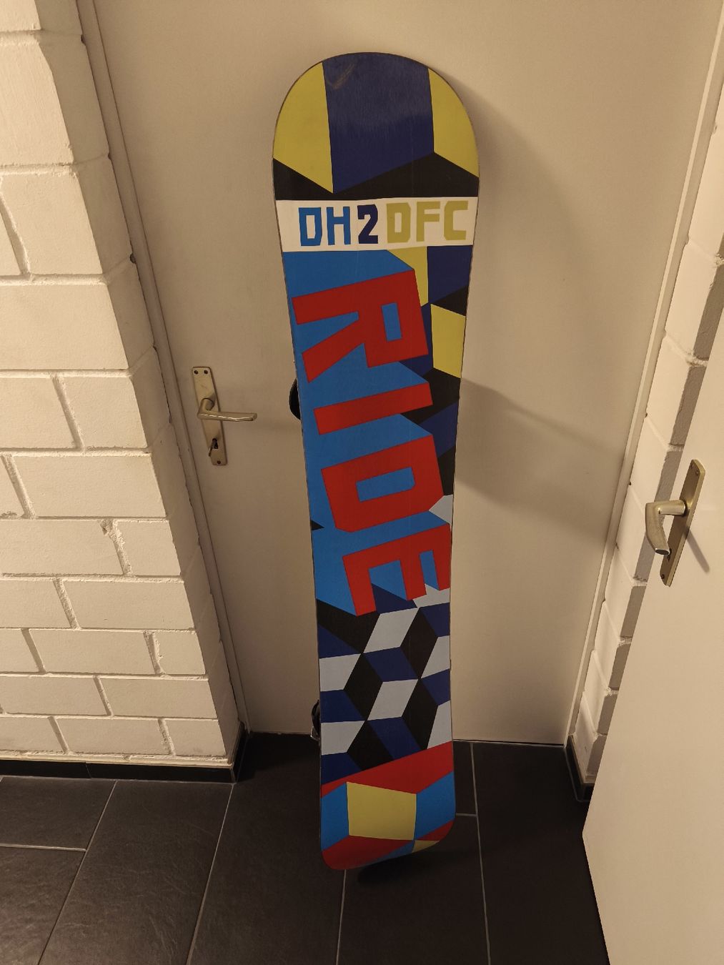 Ride Board: Snowboard RIDE DH2 157cm inkl. Bindung – Usato da Sitterdorf venduto da Samsonite 1