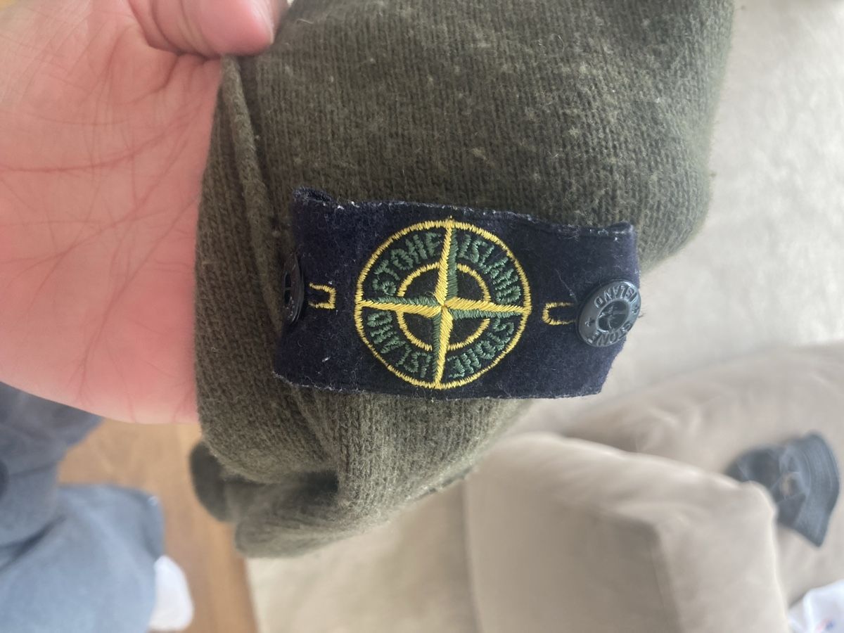 Stone Island Maglioni & Felpe: Pullover Stone Island olivgrün gebraucht junior – Usato da Wädenswil venduto da ver_s8k8 1