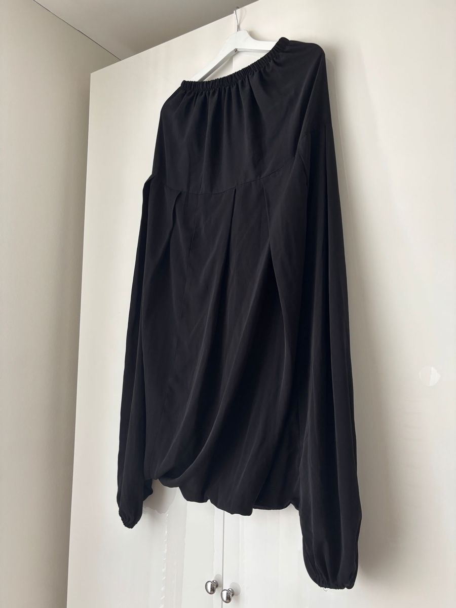 Pantaloni: Shalwar-Hose in Schwarz – Usato da Basel venduto da ukhtyy