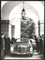 Fotografie Wals, Auto Mercedes Benz 600 
