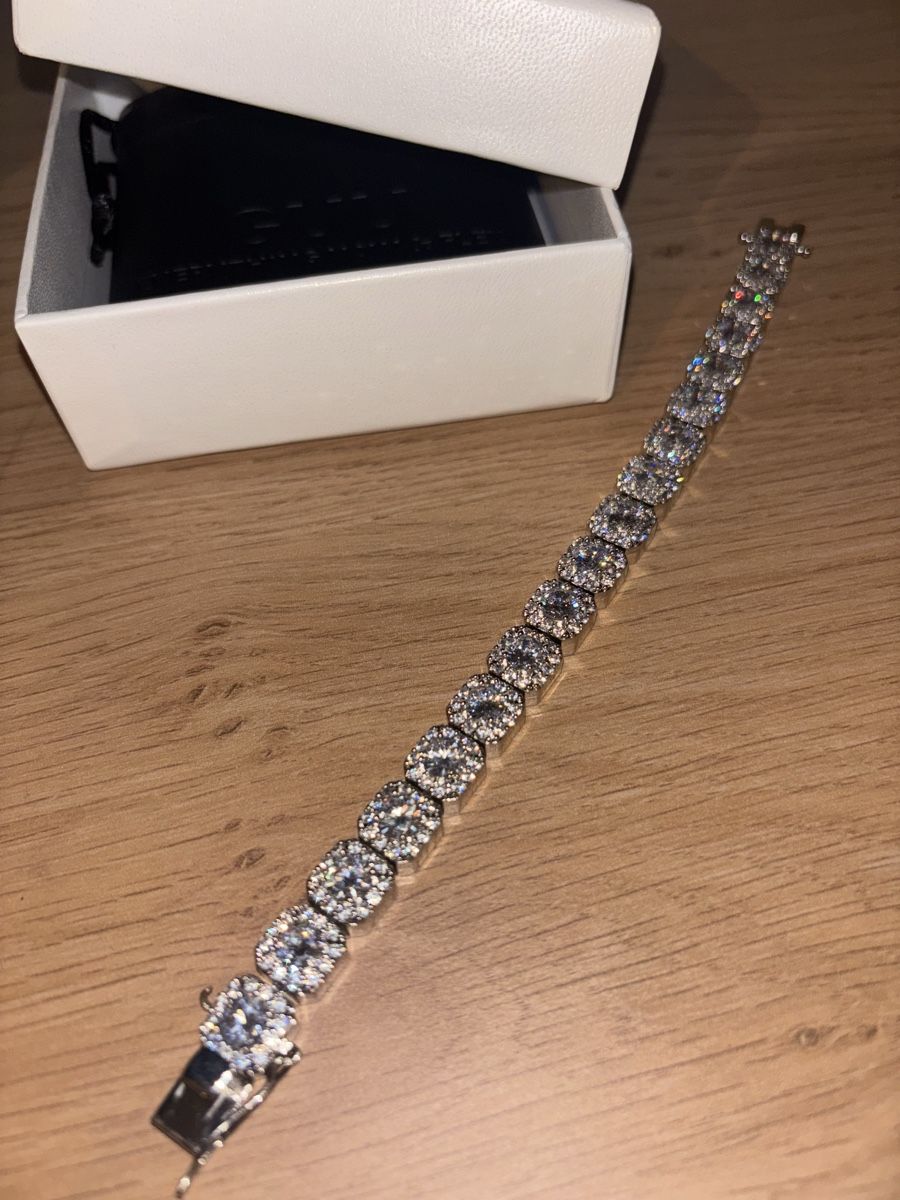 Bracciali & Braccialetti: Bracelet Argent Plaqué Or Blanc Neuf – Nuovo e nell'imballaggio originale da Chêne-Bougeries venduto da sor_9rzp 2