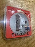 Skross Adapter World to Europe, neu und original verpackt!