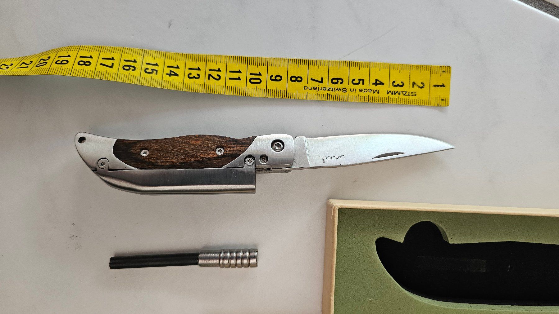 Laguiole Coltelli tascabile: Taschenmesser mit Feuerstab Marke: Laguiole – Nuovo e nell'imballaggio originale da Witterswil venduto da Regus 1