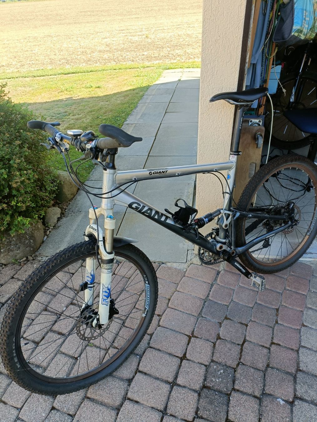Giant Velos: Bike Giant – Gebraucht aus Fischbach-Göslikon von Empathie