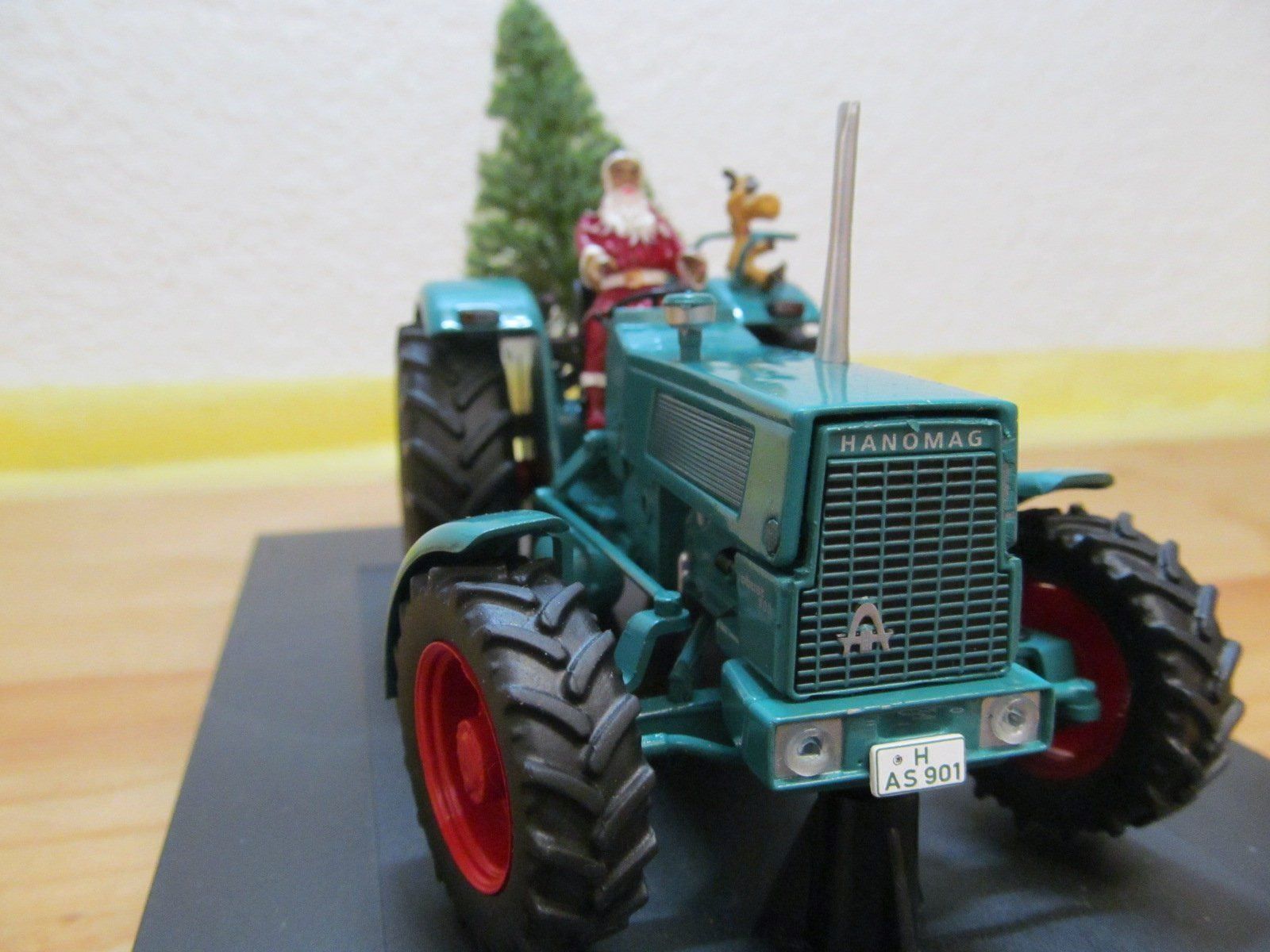 Schuco Modellbausätze & Standmodelle: TRAKTOR  HANOMAG WEINACHTEN  1:32 – Neu und originalverpackt aus Grueningen von malamut56 2