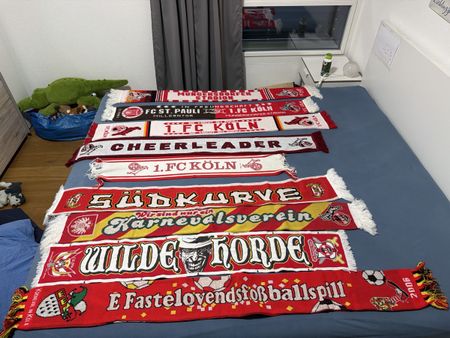 Diverse Schals vom 1.FC Köln