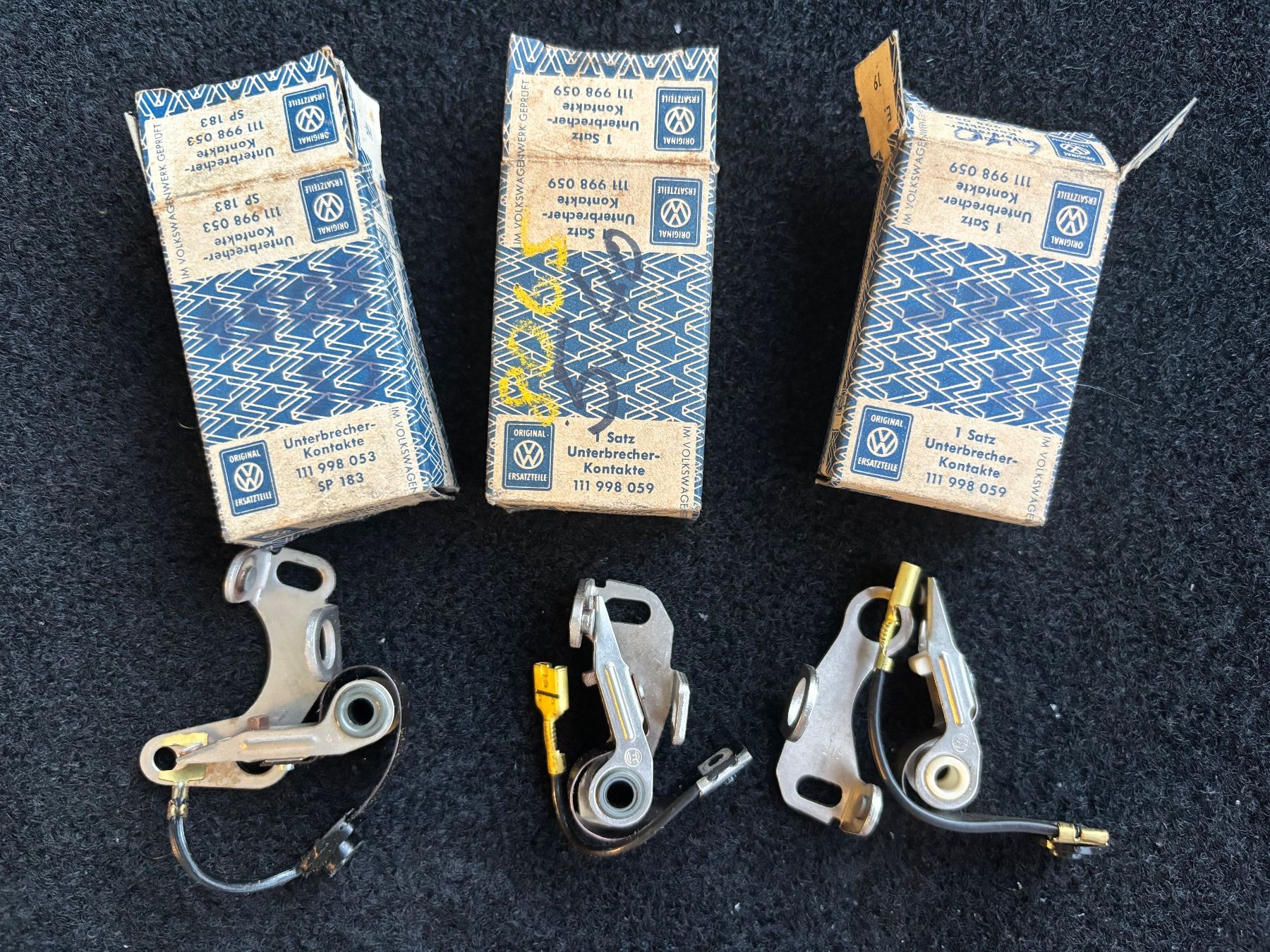 Volkswagen Tutti pezzi di ricambio auto: VW Unterbrecher-Kontakte 111 998 059 / 053 NOS – Usato da St. Gallen venduto da always-a-good-buy
