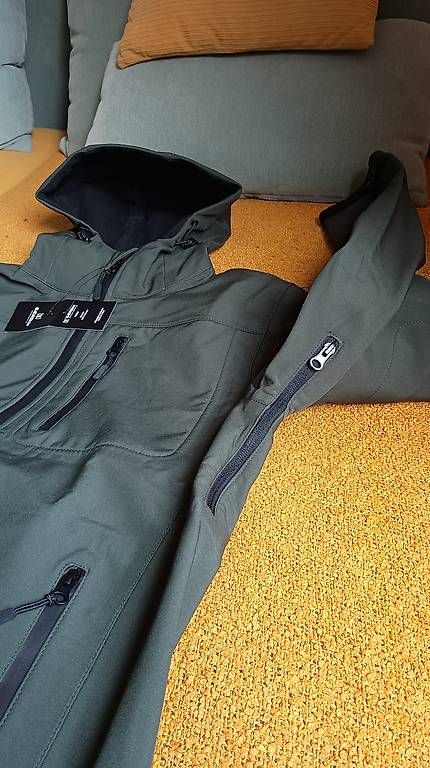 Vestes: Baerskin - Waterproof Softshell Jacket 2.0 – D'occasion à Tesserete par pao_7dbp 3
