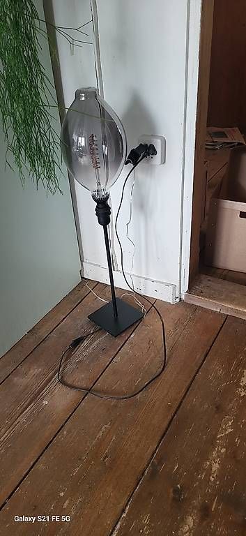 Lampen: Stehlampe – Gebraucht aus Münsingen von fur_9ycn