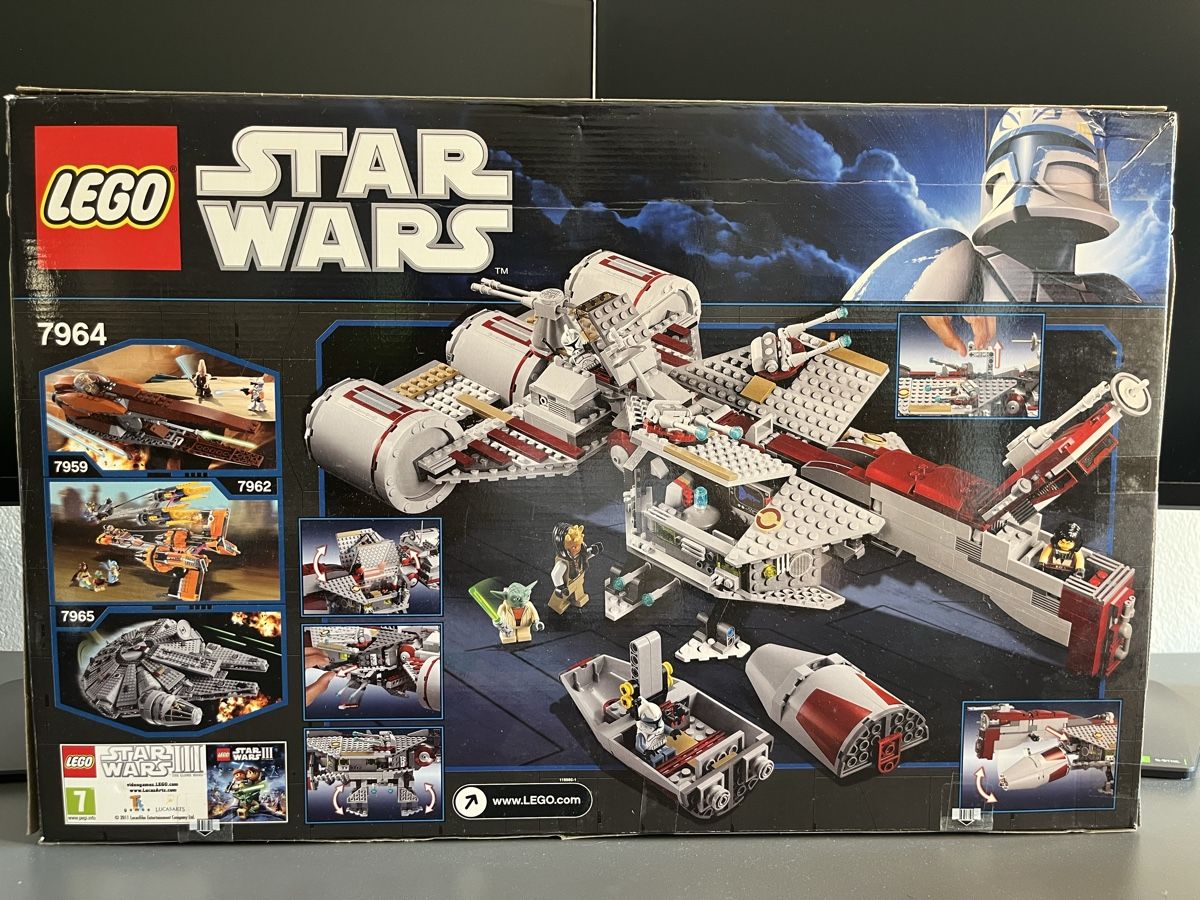 Lego Giocattoli: LEGO Star Wars Set 7964 Republic Frigate – Usato da Fribourg venduto da Helvetix7 8