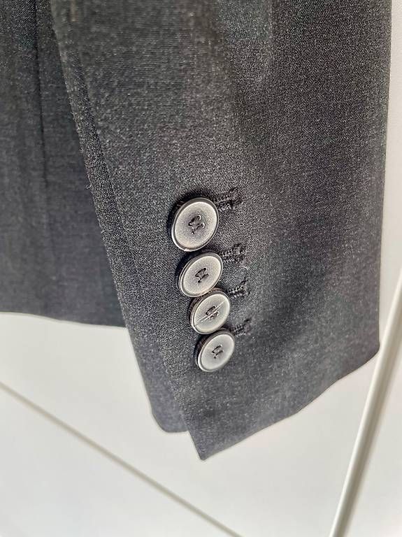 Zara Jacken: Joli blazer élégant Zara anthracite – Gebraucht aus Gilly von FlorenceGill 3