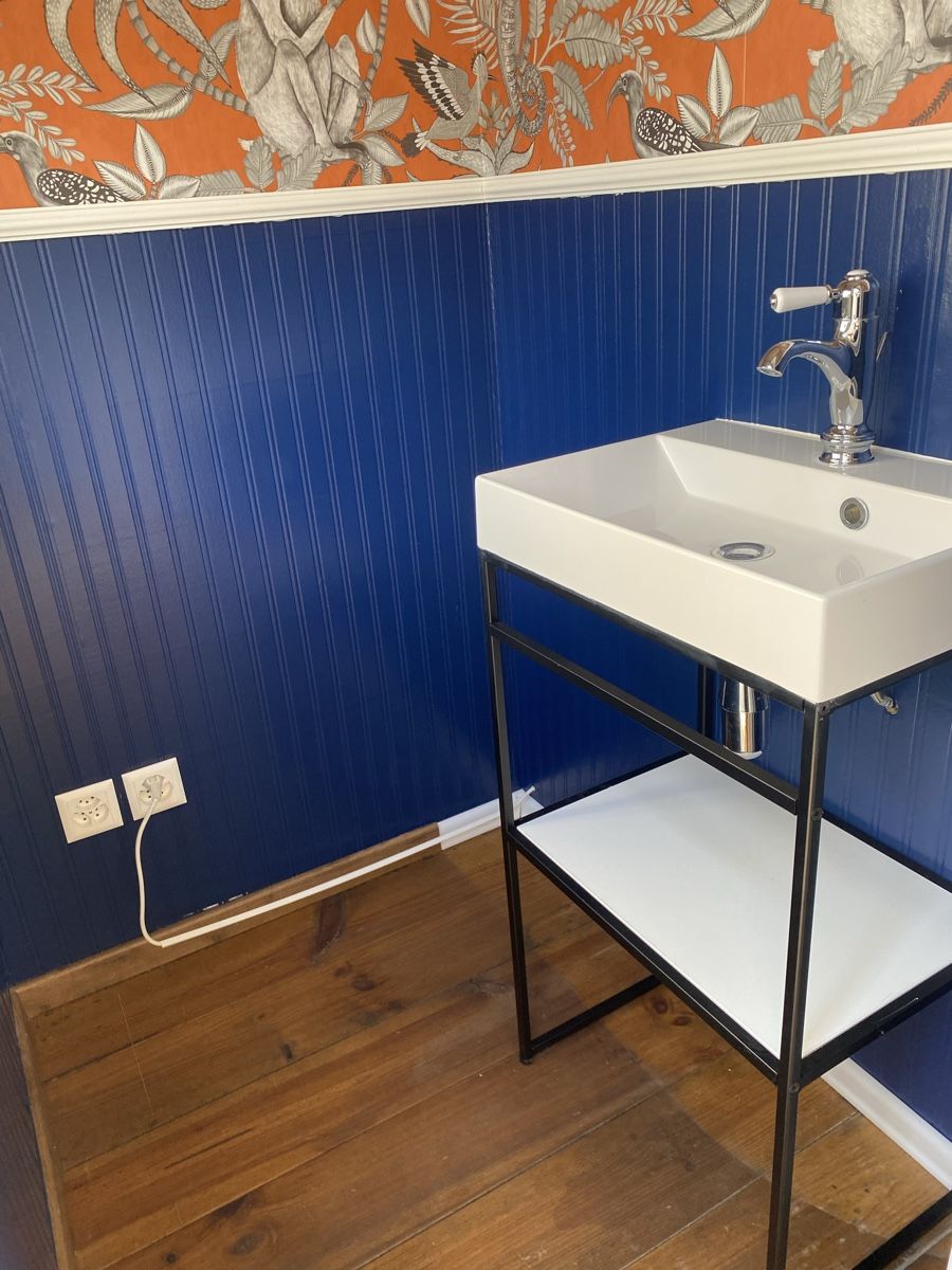 Conteneurs de construction: Container Raum mit Kochecke und Waschtisch – D'occasion à Zürich par Miniminde 2