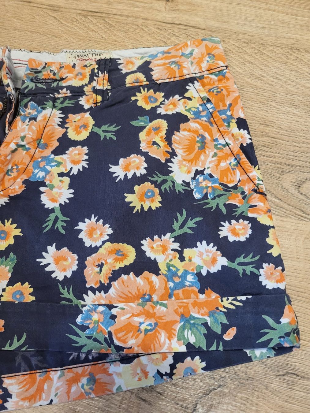 Tommy Hilfiger Hosen: Tommy Hilfiger Short Gr.27 – Gebraucht aus Lindau von Seepferd33 1