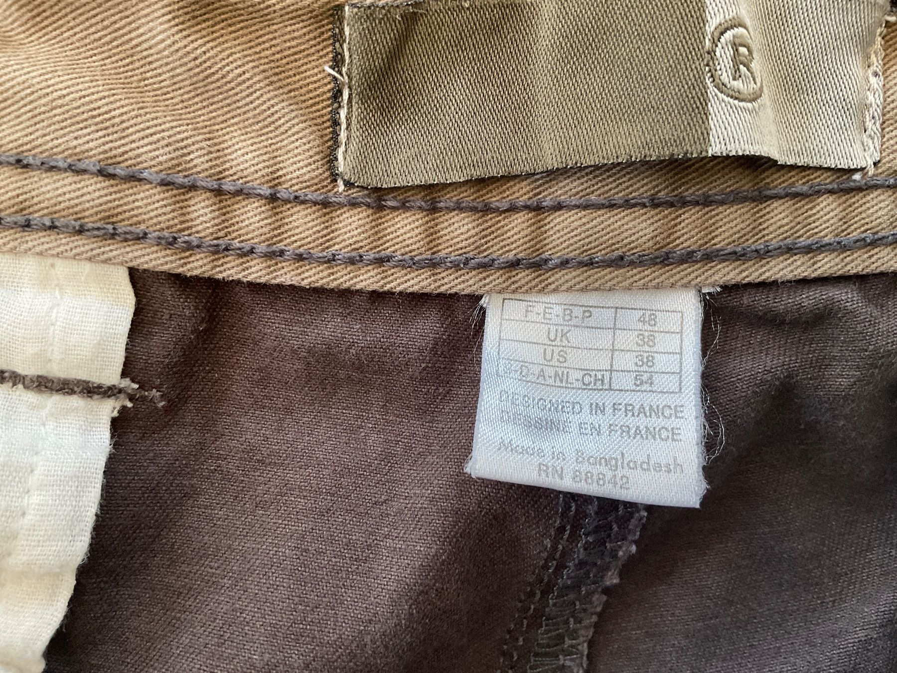 Pantaloni: Short cargo homme, taille 54 – Usato da Avenches venduto da Tinkey 2