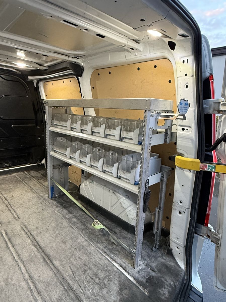 Ford Veicoli commerciali: Ford transit custom 130 L1H1 – Usato da Granges Vs venduto da Patroney 3