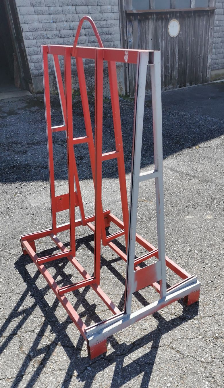 Altro per stoccaggio & trasporto: Kleiner, leichter Glas- oder Platten-Bock – Usato da Vielbringen Worb venduto da Isch-0u-guet