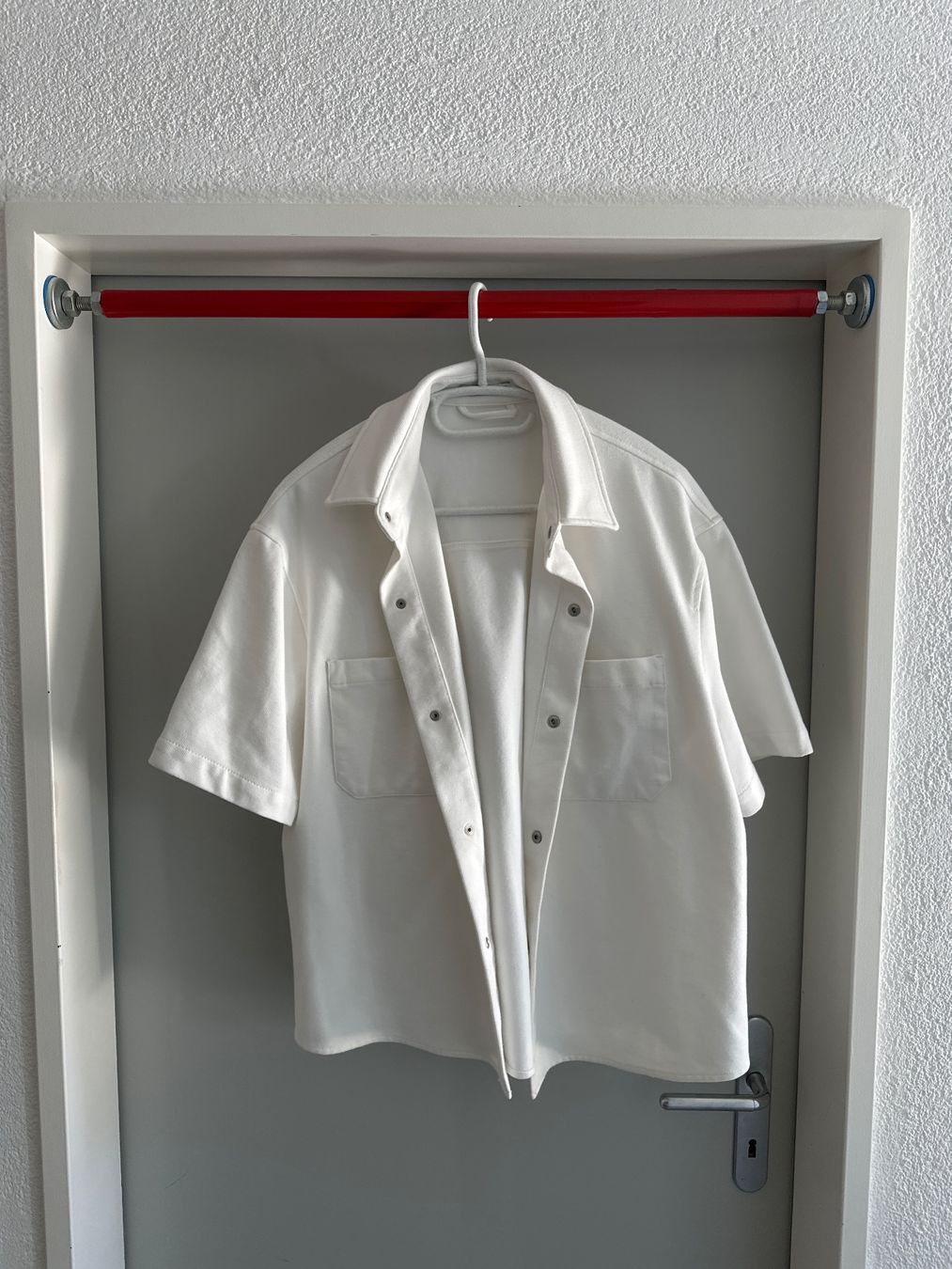 Zara Camicie: Kurzes weisses Hemd Zara - XL – Nuovo (secondo la descrizione) da Grüningen venduto da DomegaStore