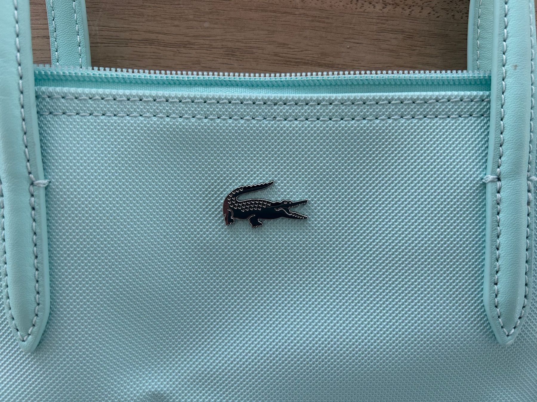Lacoste Borse da donna: Lacoste Schultertasche "Anna" Türkis – Usato da Oberwil-Lieli venduto da Mhd 6