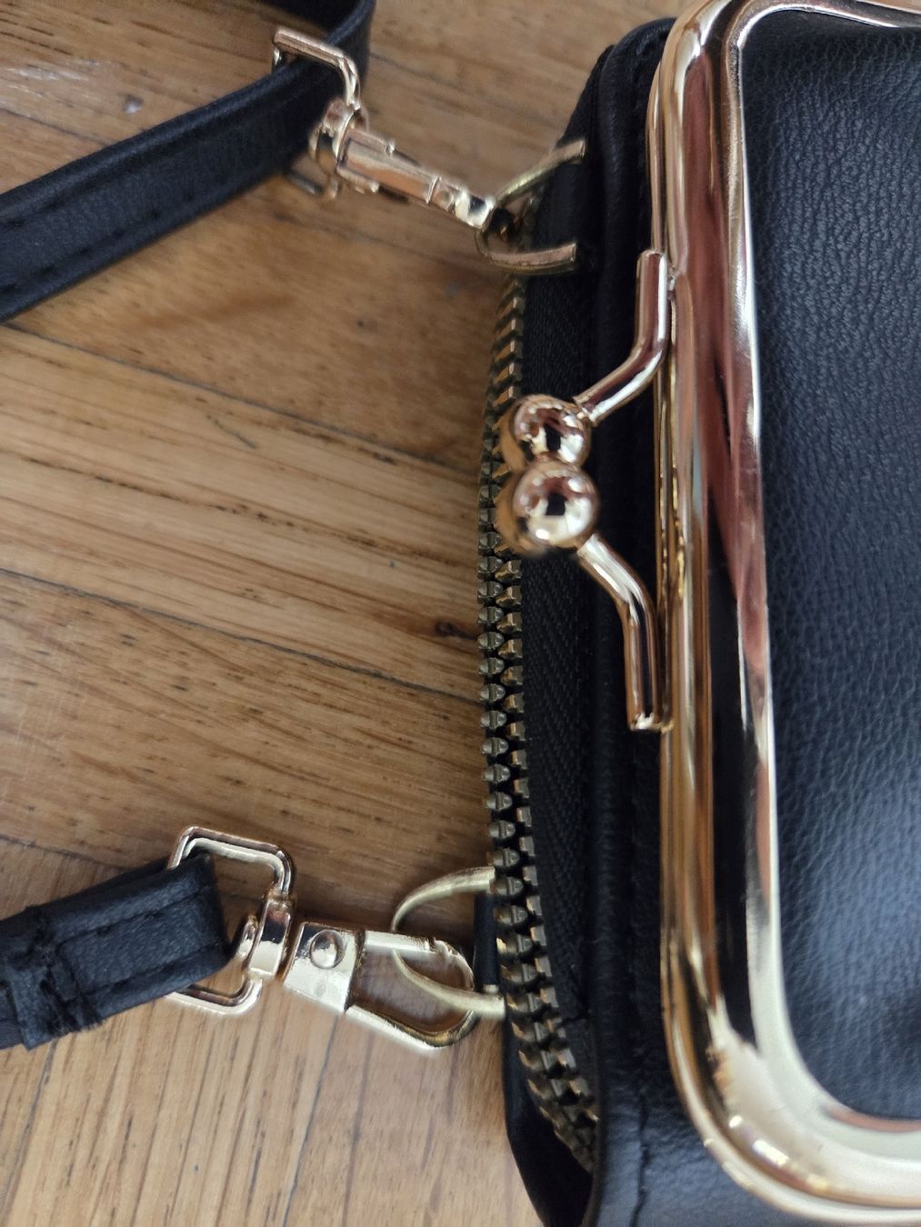 Borse da donna: Damen Bügel Handytasche – Nuovo (secondo la descrizione) da Aarau venduto da crissta 5