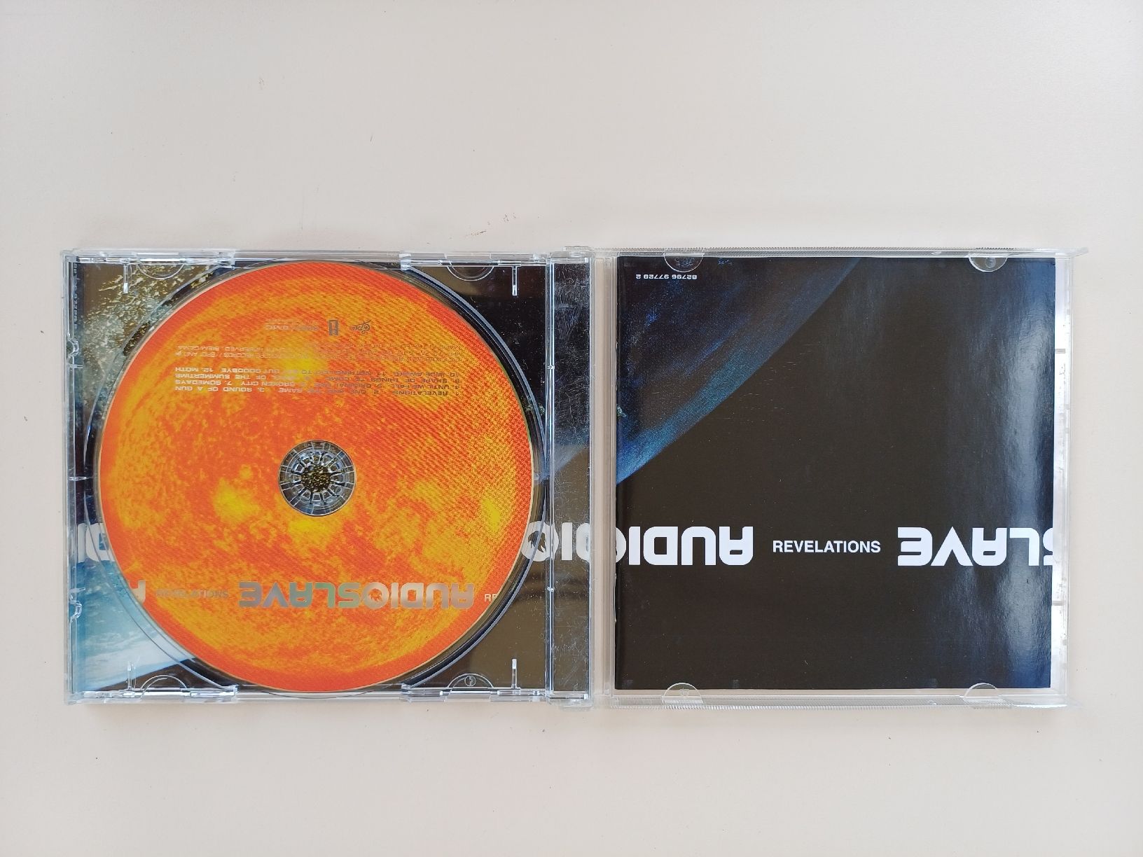 CDs: Audioslave "Revelations" CD – Gebraucht aus Begnins von Drastic-Sound 2