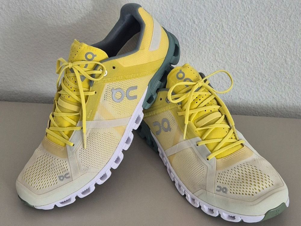 On Scarpe da uomo: On Laufschuhe CloudTec 45 – Usato da Vessy venduto da grandfontaine