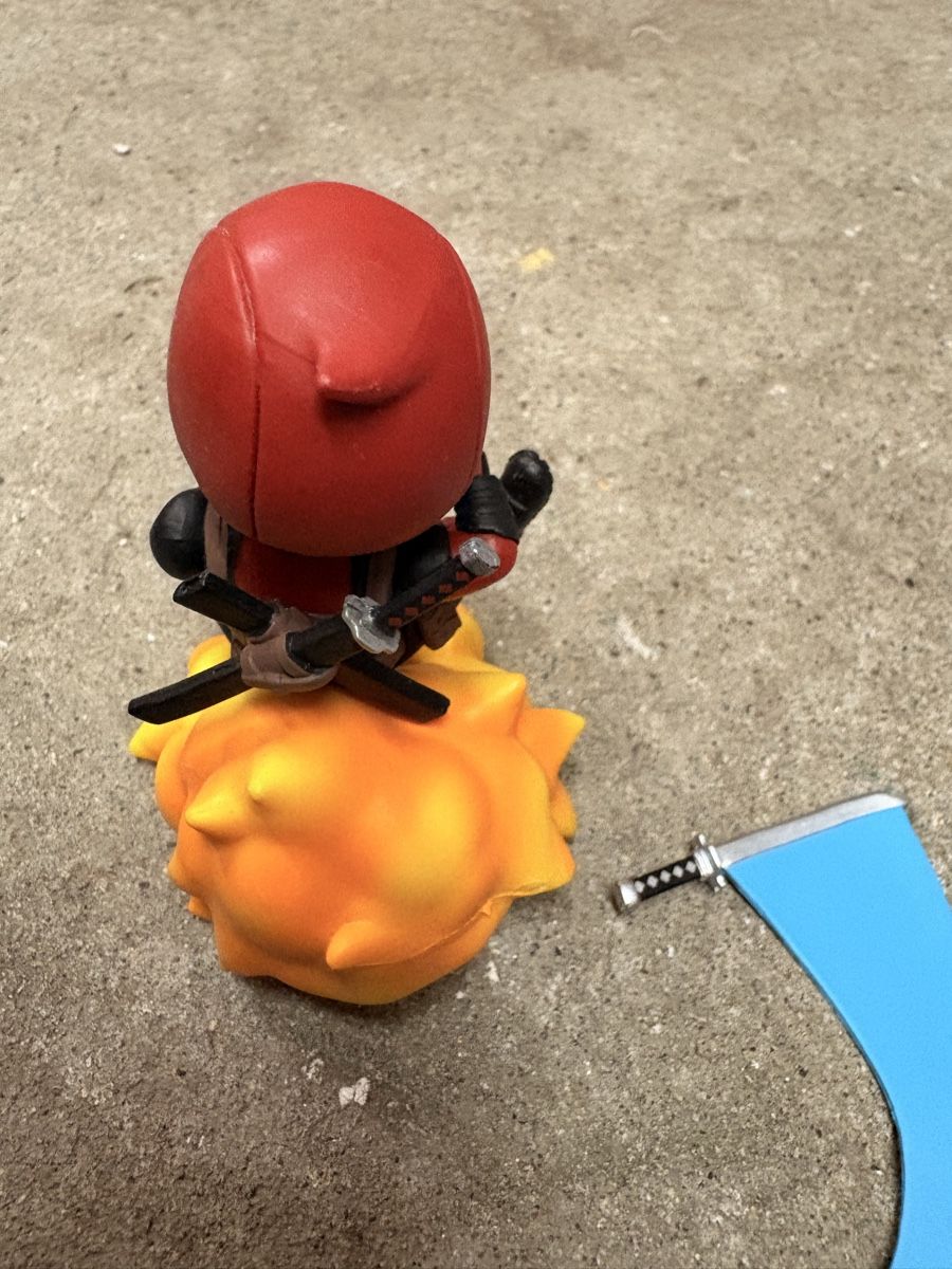 Marvel Figuren: Dead-Pool Figur – Neu (gemäss Beschreibung) aus Basel von alisha.beuggert 2