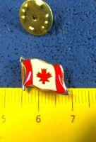 CANADA FLAGGE SCHMUCK PIN GOLDIG GLASIERT