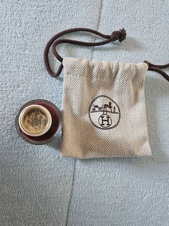 Smalto per unghie: Hermès Nagellack  original, mit Staubbeutel – Usato da Zürich venduto da Elena231 1