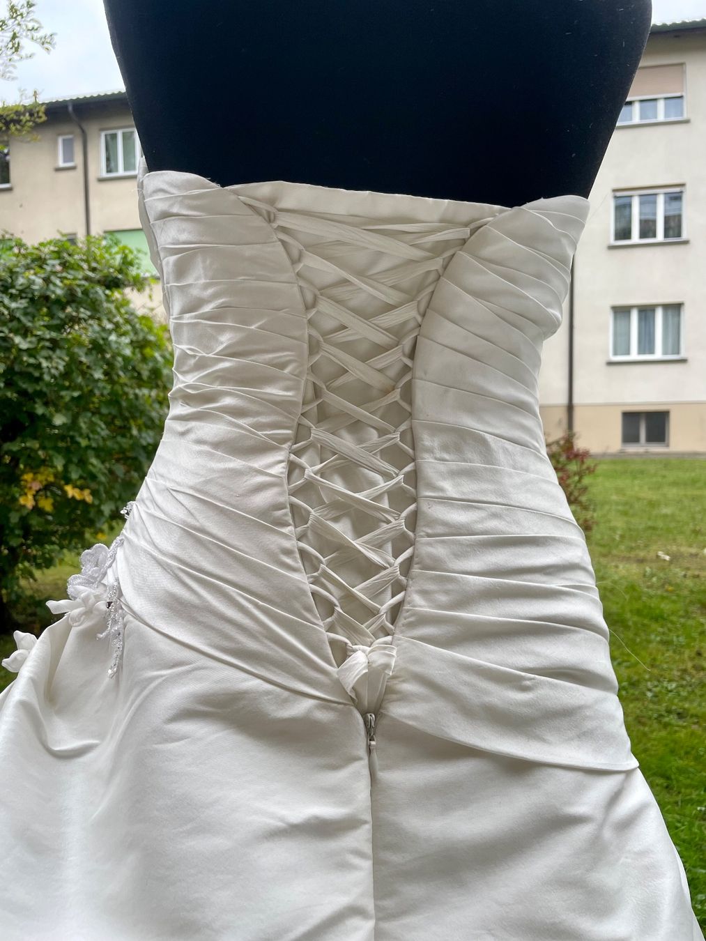 Vestiti: Brautkleid – Usato da Bern venduto da rahel.123 4
