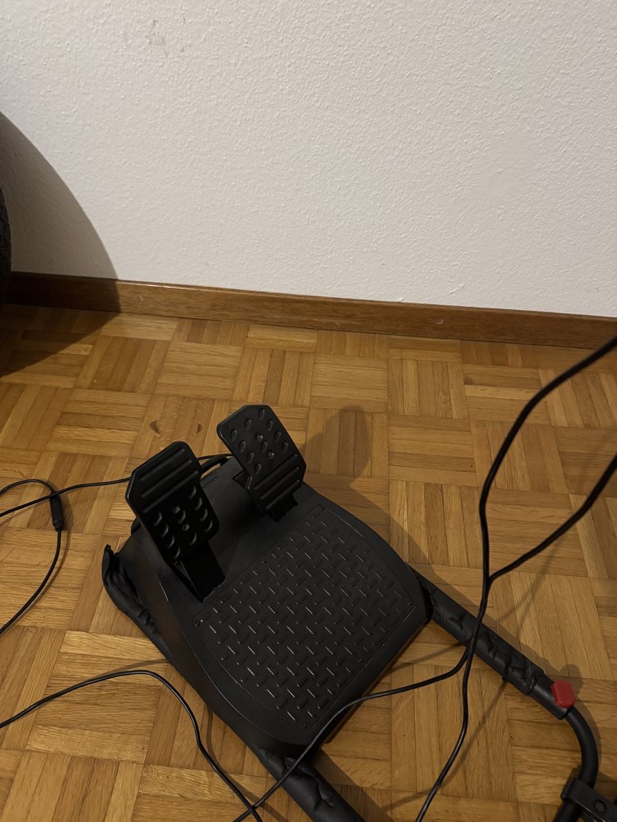 Giochi: Playseat Challenge Sim Rig inklusive Lenkrad – Usato da Zug venduto da passione_abarth 2