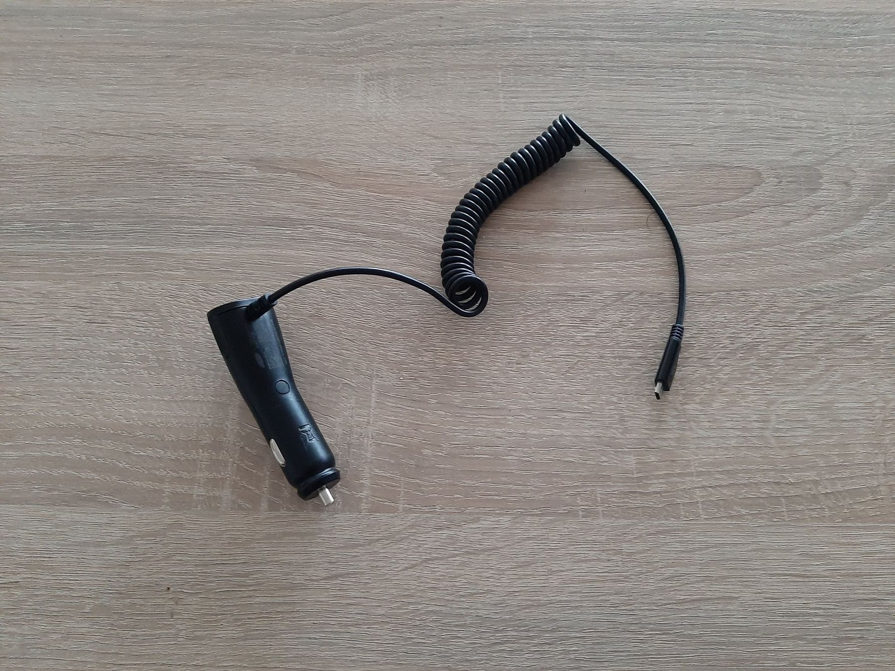 Samsung Unità & Adattatore: USB Micro Car-Adapter, Zigarettenanzünder-Stecker männlich – Usato da Menziken venduto da Rien1