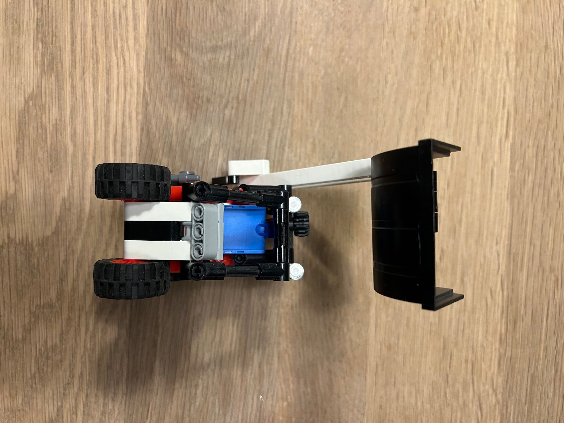 Lego Spielzeuge: Lego Technic 42116, Skid steer Loader – Gebraucht aus Zürich von nicoleichholzer 3