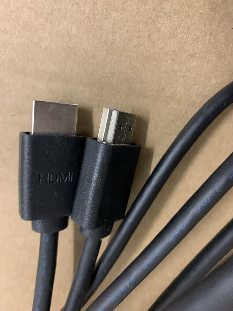 Cavi: Neues HDMI Kabel – Nuovo e nell'imballaggio originale da Erlenbach ZH venduto da Ritschly 2